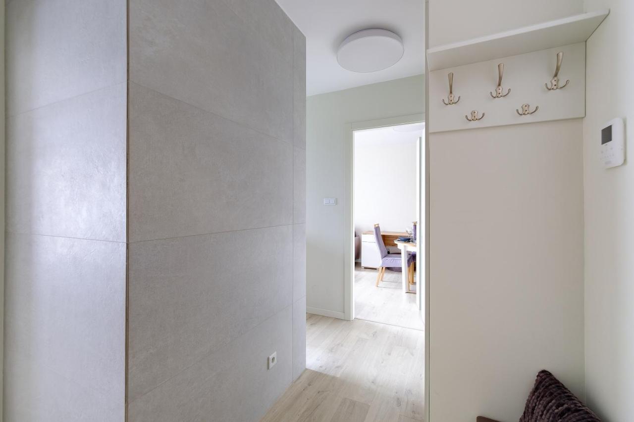 Hello Apartments Zajezdnia Wrzeszcz With Private Parking Γκντανσκ Εξωτερικό φωτογραφία