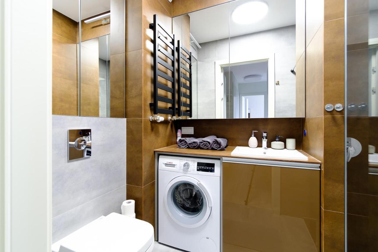 Hello Apartments Zajezdnia Wrzeszcz With Private Parking Γκντανσκ Εξωτερικό φωτογραφία